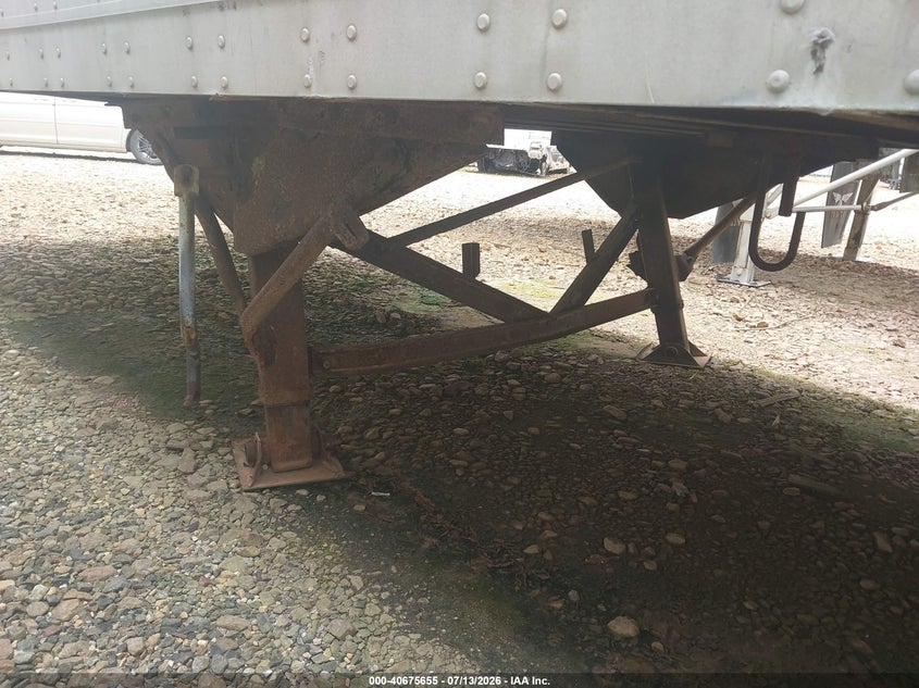 2002 GREAT DANE TRAILERS SEMI TRAILER auction photo 6