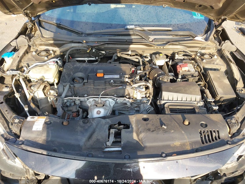 VIN 2HGFC2F51JH587467 2018 HONDA CIVIC LX