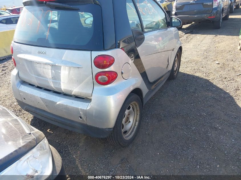 VIN WMEEJ3BA7EK747537 2013 SMART FORTWO no.4