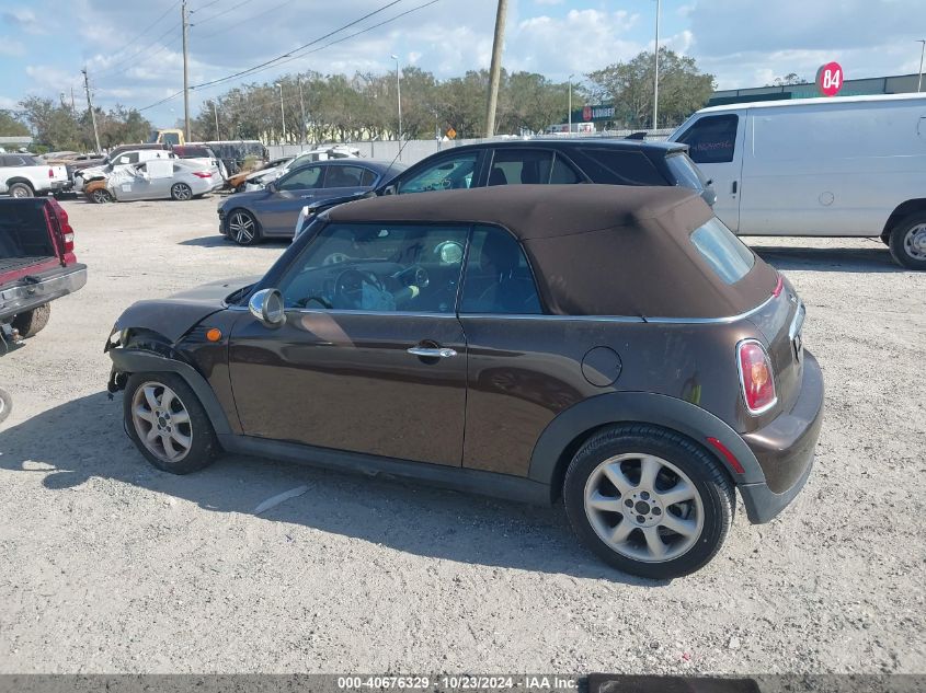 2010 Mini Cooper VIN: WMWMR3C59ATU96901 Lot: 40676329