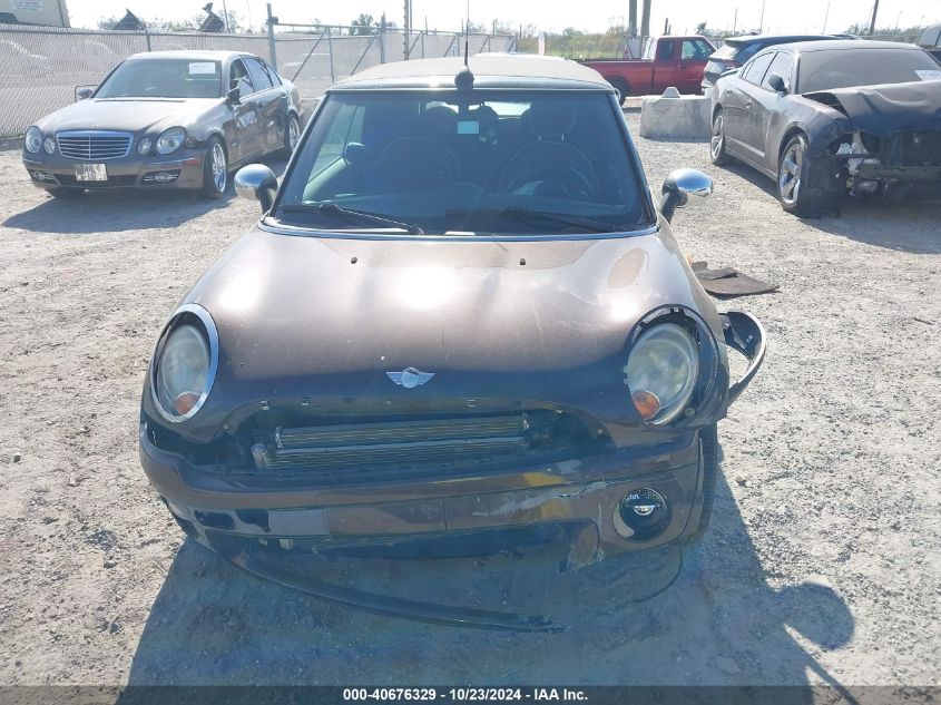 2010 Mini Cooper VIN: WMWMR3C59ATU96901 Lot: 40676329