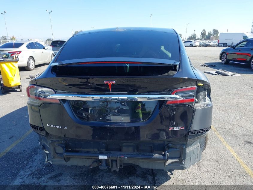 2016 Tesla Model X 75D/P100D/P90D VIN: 5YJXCBE46GF000867 Lot: 40676601