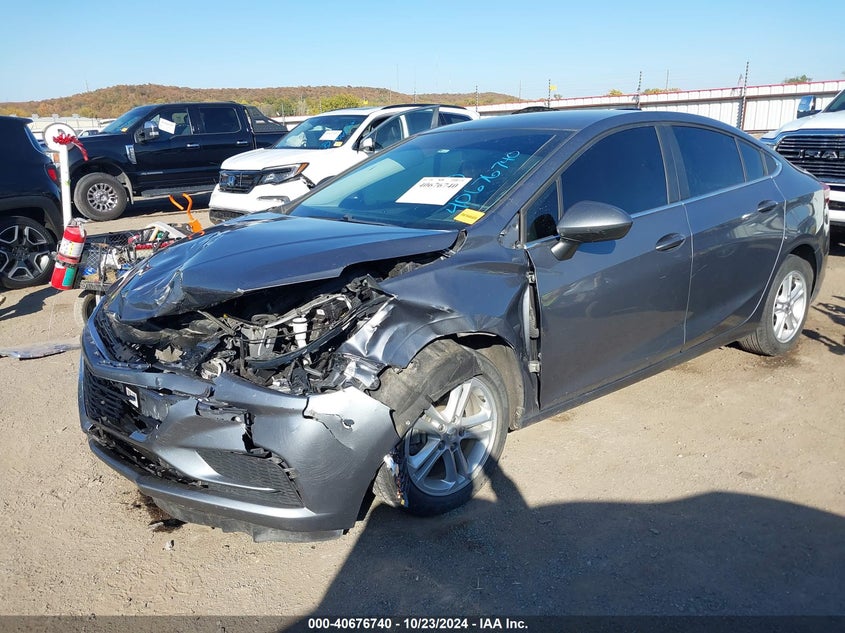 2018 CHEVROLET CRUZE VIN: 1G1BE5SM5J7236197