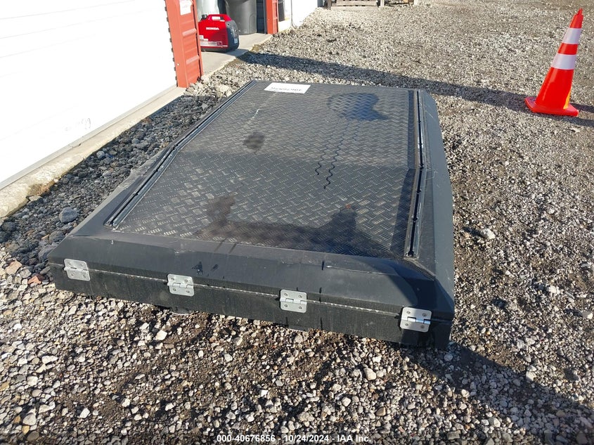 2000 ALU-CAB ROOFTOP