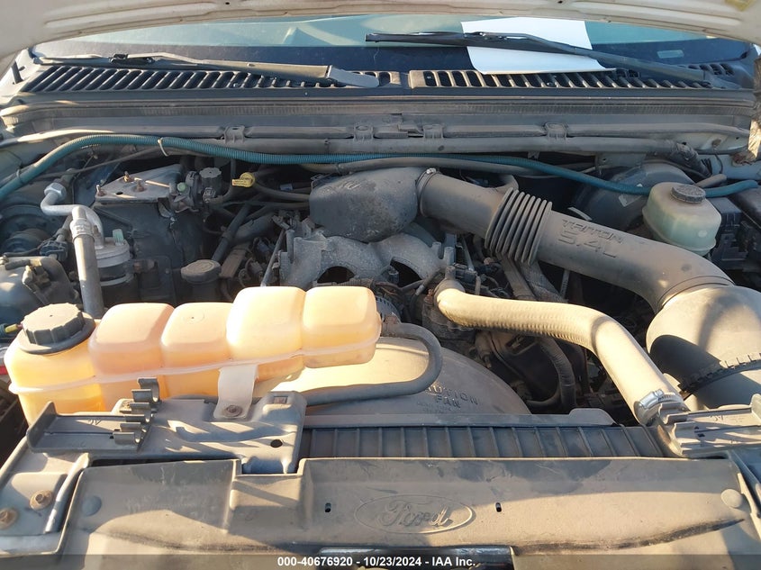 1999 Ford F-250 Lariat/Xl/Xlt VIN: 1FTNF21LXXEE65620 Lot: 40676920