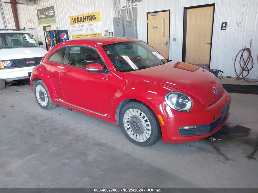 2013 VOLKSWAGEN BEETLE 2.5L - 3VWJP7AT0DM693217