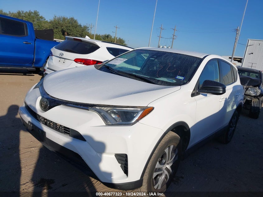 VIN 2T3ZFREV5JW458919 2018 TOYOTA RAV4 LE