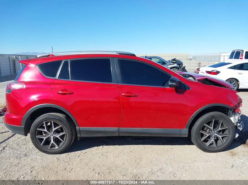 2017 TOYOTA RAV4 SE - JTMNFREV4HJ115770