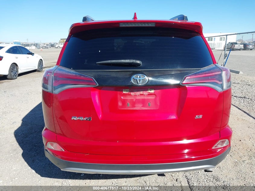 2017 TOYOTA RAV4 SE - JTMNFREV4HJ115770