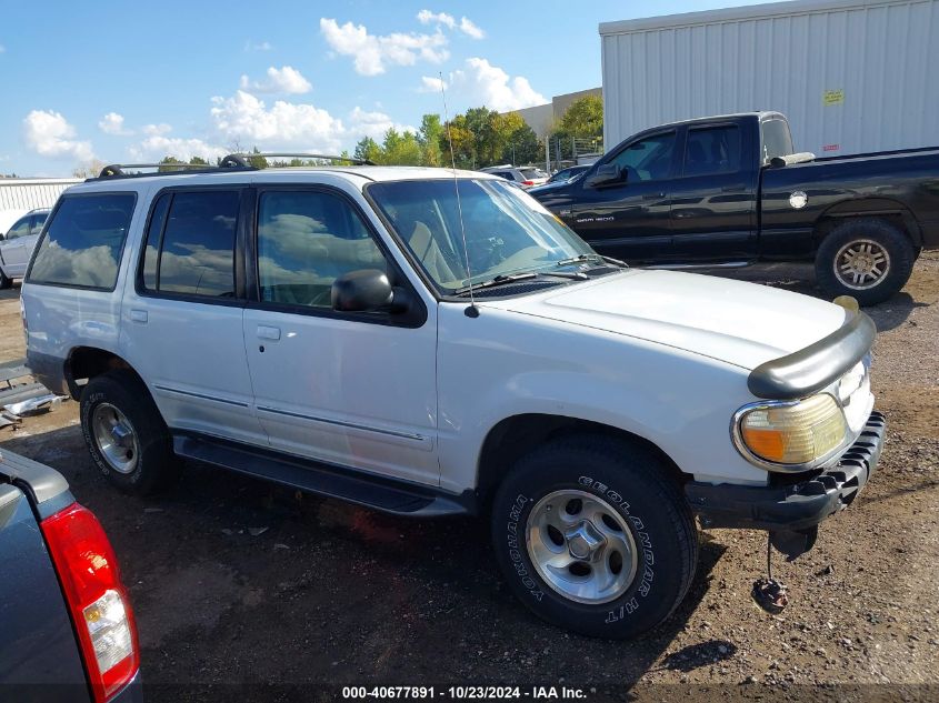 2000 Ford Explorer Xlt VIN: 1FMZU63E0YZC08484 Lot: 40677891