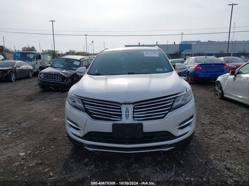 2017 LINCOLN MKC SELECT - 5LMCJ2D95HUL09135