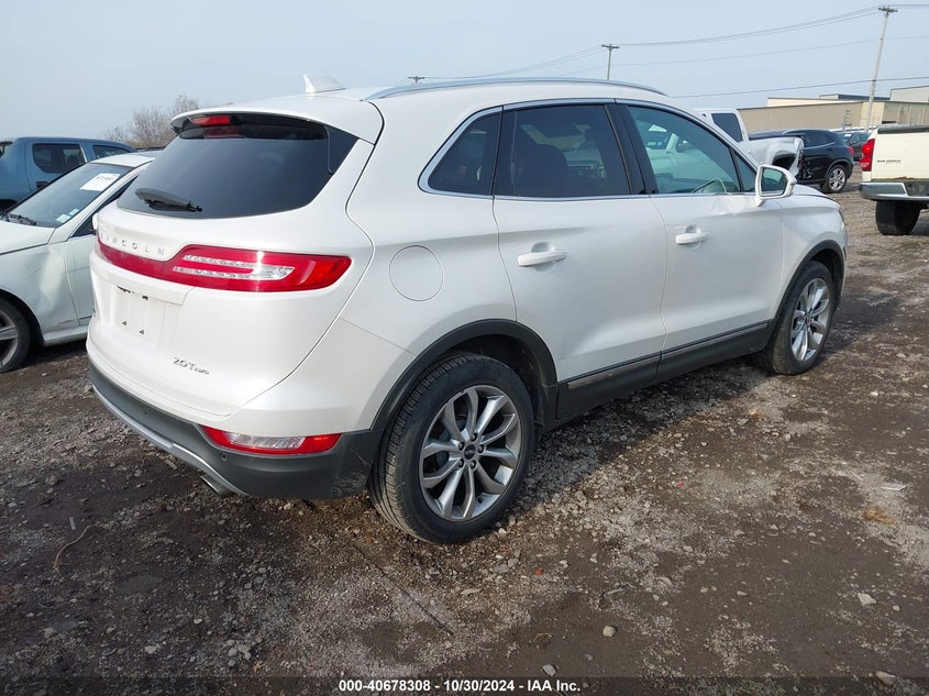 2017 LINCOLN MKC SELECT - 5LMCJ2D95HUL09135