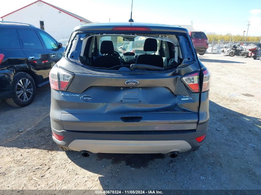 2017 Ford Escape Se VIN: 1FMCU9G95HUB67948 Lot: 40678324