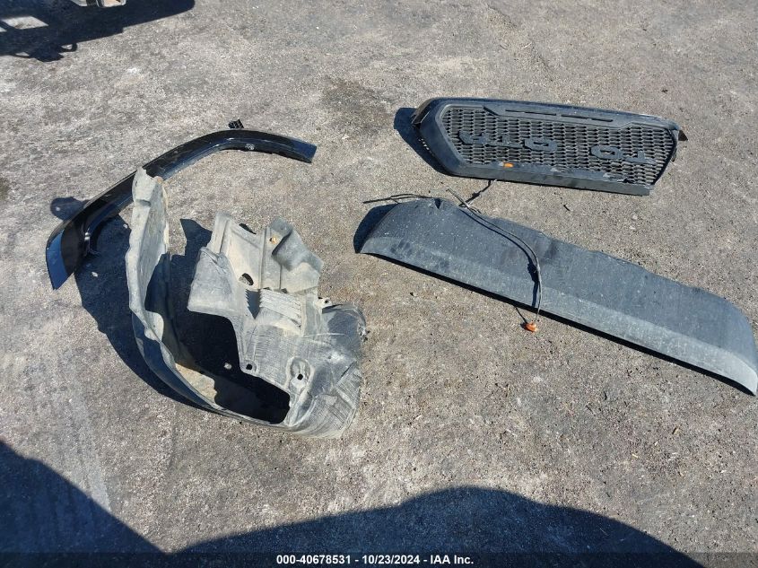 2019 TOYOTA TACOMA SR5 V6 - 3TMCZ5ANXKM271609