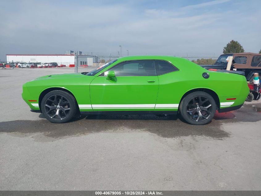 2017 Dodge Challenger Sxt VIN: 2C3CDZAGXHH611053 Lot: 40679005