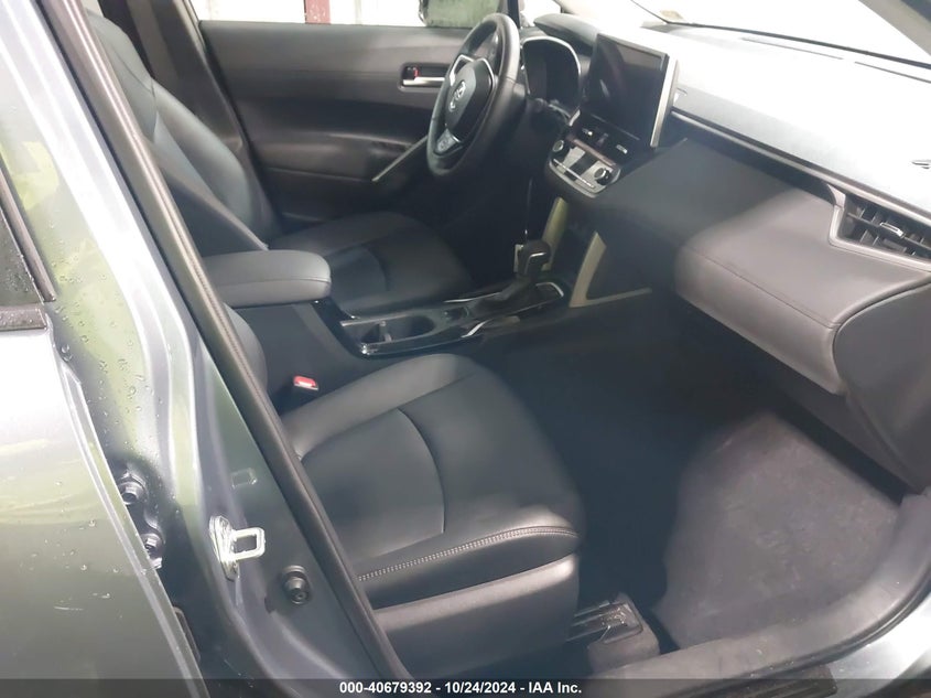 VIN 7MUDAABG6RV097669 2024 TOYOTA COROLLA CROSS XLE