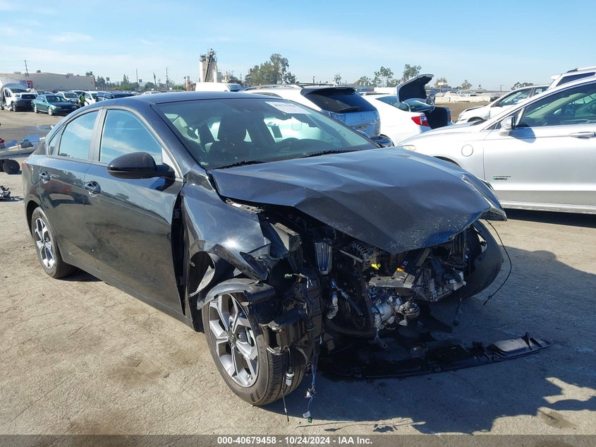 2021 KIA FORTE  (VIN: 3KPF24AD1ME341868)