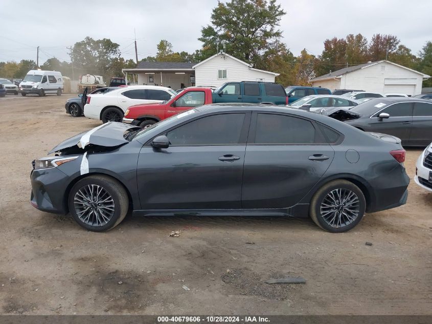 2023 Kia Forte Gt-Line VIN: 3KPF54AD6PE686180 Lot: 40679606