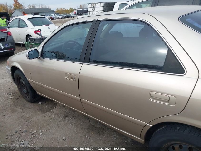 2000 Toyota Camry Le VIN: JT2BG22K0Y0416844 Lot: 40679690