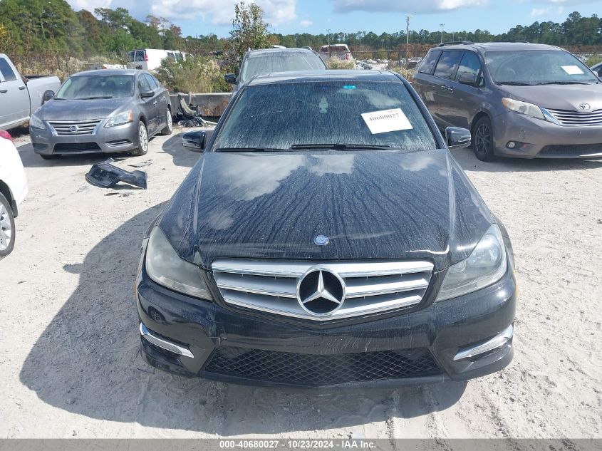 2013 Mercedes-Benz C 300 Luxury 4Matic/Sport 4Matic VIN: WDDGF8AB1DG138774 Lot: 40680027