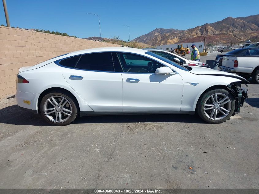 2015 Tesla Model S 70D/85D/P85D VIN: 5YJSA1E2XFF107833 Lot: 40680043