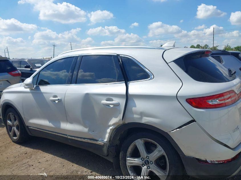 2017 Lincoln Mkc Premiere VIN: 5LMCJ1D96HUL57513 Lot: 40680074