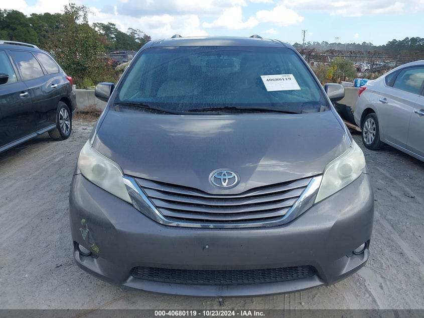 2016 Toyota Sienna Xle 8 Passenger VIN: 5TDYK3DC1GS747780 Lot: 40680119