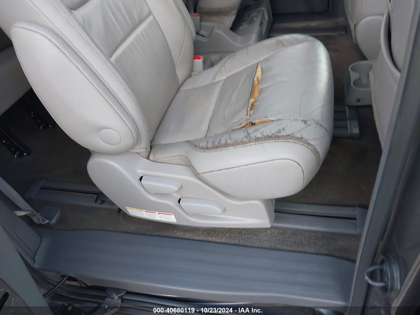 2016 Toyota Sienna Xle 8 Passenger VIN: 5TDYK3DC1GS747780 Lot: 40680119