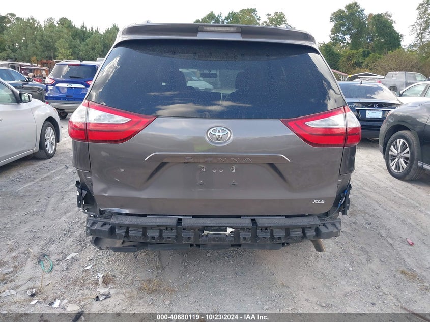 2016 Toyota Sienna Xle 8 Passenger VIN: 5TDYK3DC1GS747780 Lot: 40680119