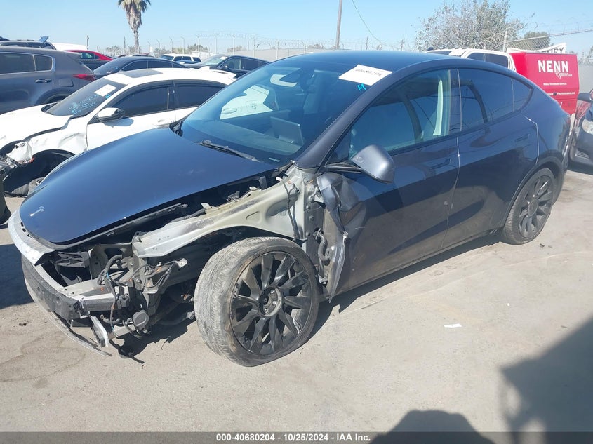 VIN 7SAYGDEE3NF428778 2022 TESLA MODEL Y LONG RANGE DUAL MOTOR ALL-WHEEL DRIVE