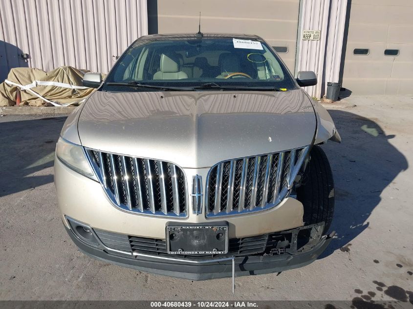 2011 Lincoln Mkx VIN: 2LMDJ8JK4BBJ30300 Lot: 40680439