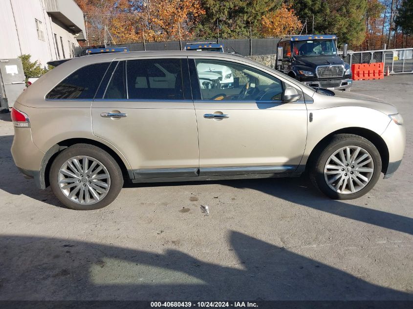 2011 Lincoln Mkx VIN: 2LMDJ8JK4BBJ30300 Lot: 40680439