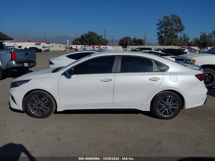 2023 Kia Forte Gt-Line VIN: 3KPF54AD3PE649975 Lot: 40680664