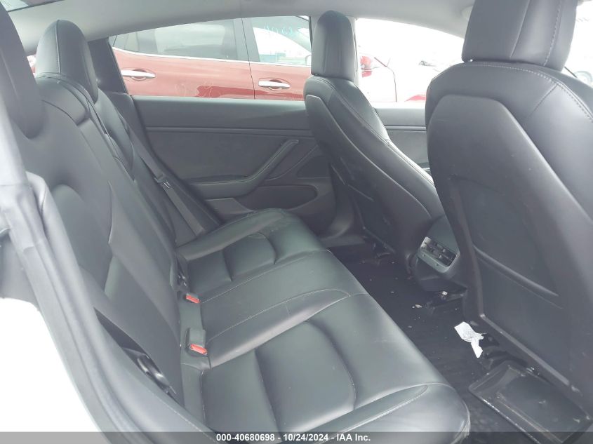 2019 Tesla Model 3 Long Range/Performance VIN: 5YJ3E1EB3KF469795 Lot: 40680698