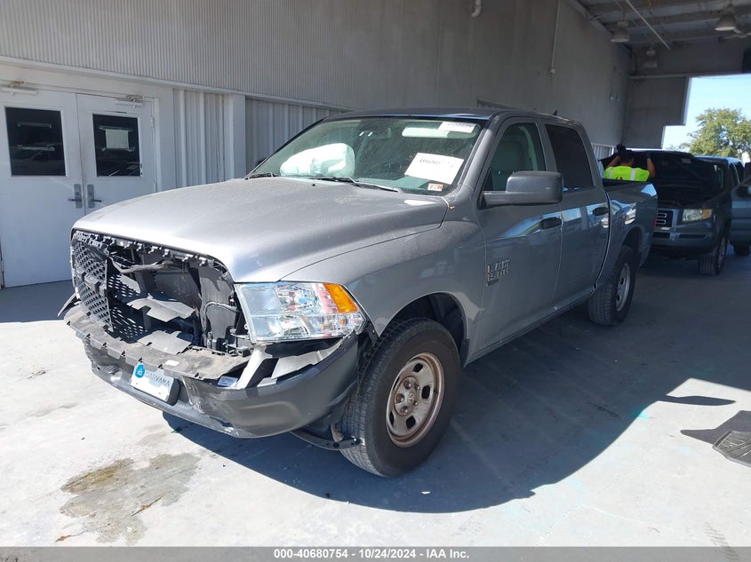 VIN 1C6RR6KG4LS150946 2020 RAM 1500 CLASSIC TRADESMAN  4X2 "57" BOX