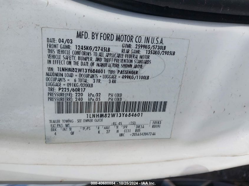 2003 Lincoln Town Car Signature VIN: 1LNHM82W13Y684601 Lot: 40680884