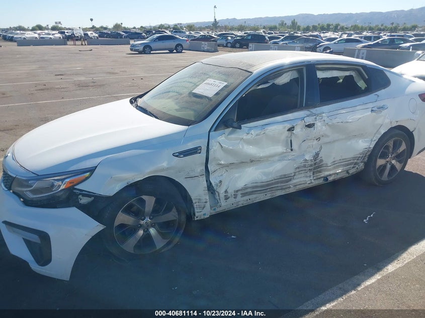 2019 KIA OPTIMA VIN: 5XXGT4L36KG349989