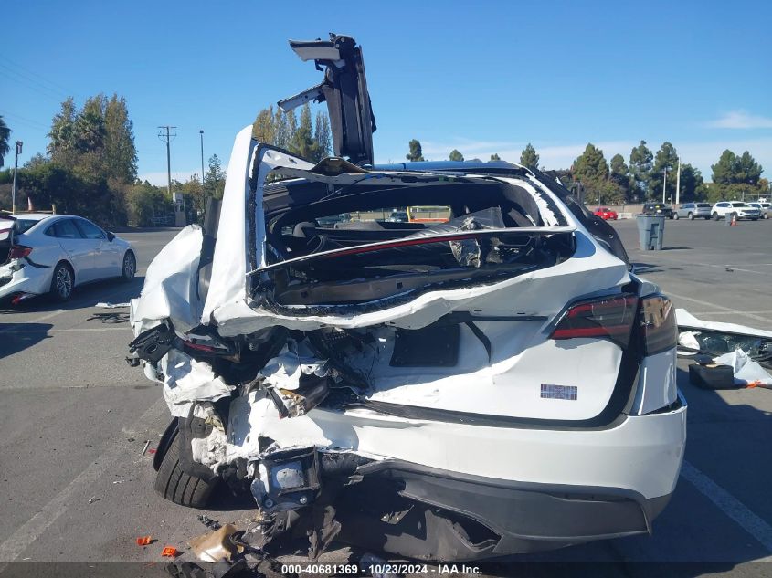 2023 Tesla Model X Plaid Tri Motor All-Wheel Drive VIN: 7SAXCBE69PF410115 Lot: 40681369