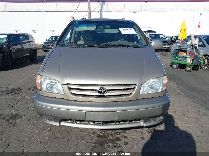 2002 Toyota Sienna Le VIN: 4T3ZF13C92U500559 Lot: 40681386