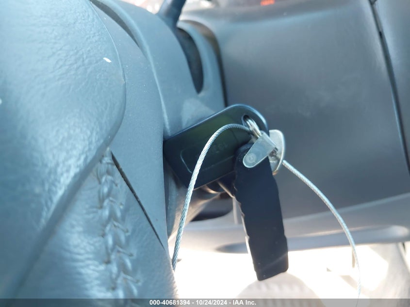 1998 Ford F-250 Lariat/Standard/Xl/Xlt VIN: 1FTPX28W6WNA82939 Lot: 40681394