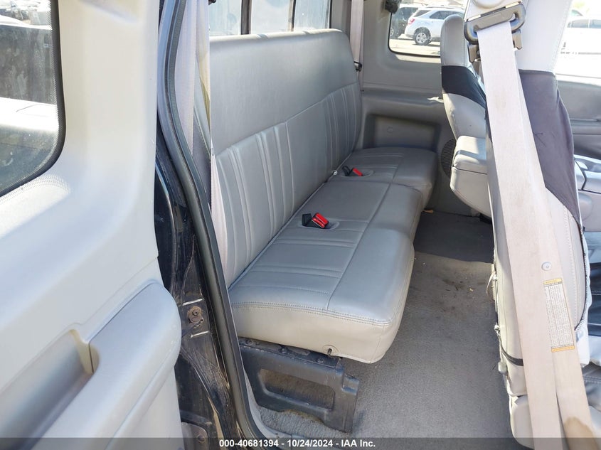 1998 Ford F-250 Lariat/Standard/Xl/Xlt VIN: 1FTPX28W6WNA82939 Lot: 40681394