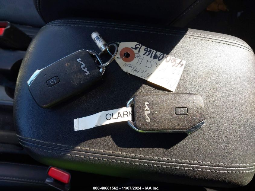 VIN KNDERCAA3N7262811 2022 KIA SELTOS EX