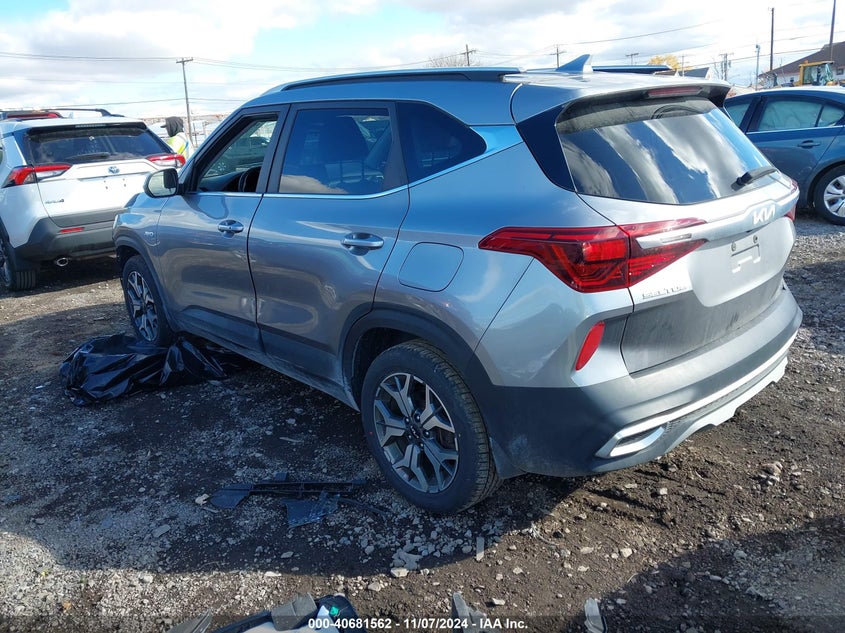 VIN KNDERCAA3N7262811 2022 KIA SELTOS EX