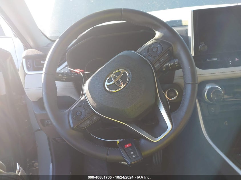 VIN 2T3C1RFV0PW256839 2023 TOYOTA RAV4 XLE PREMIUM