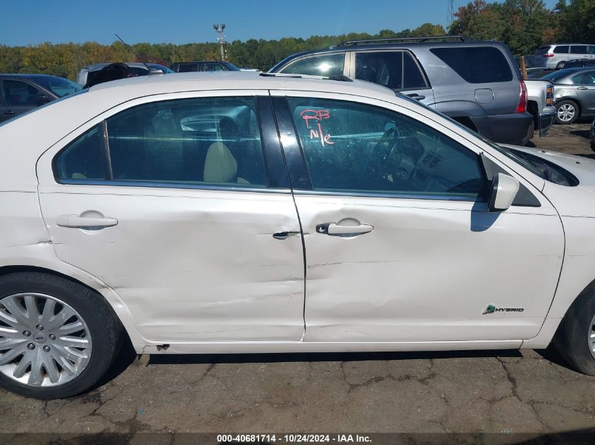 2010 Ford Fusion Hybrid VIN: 3FADP0L37HR381744 Lot: 40681714