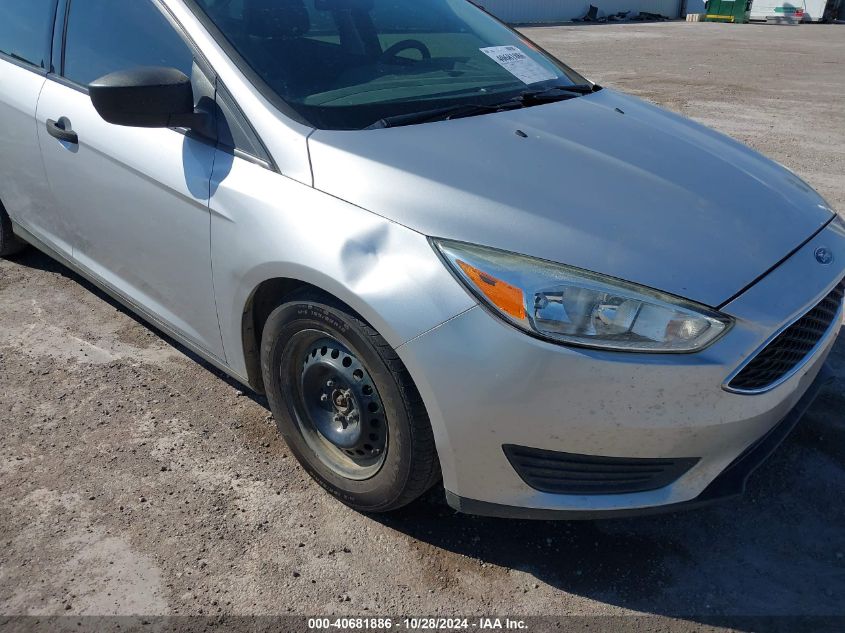 2016 Ford Focus S VIN: 1FADP3E24GL267472 Lot: 40681886