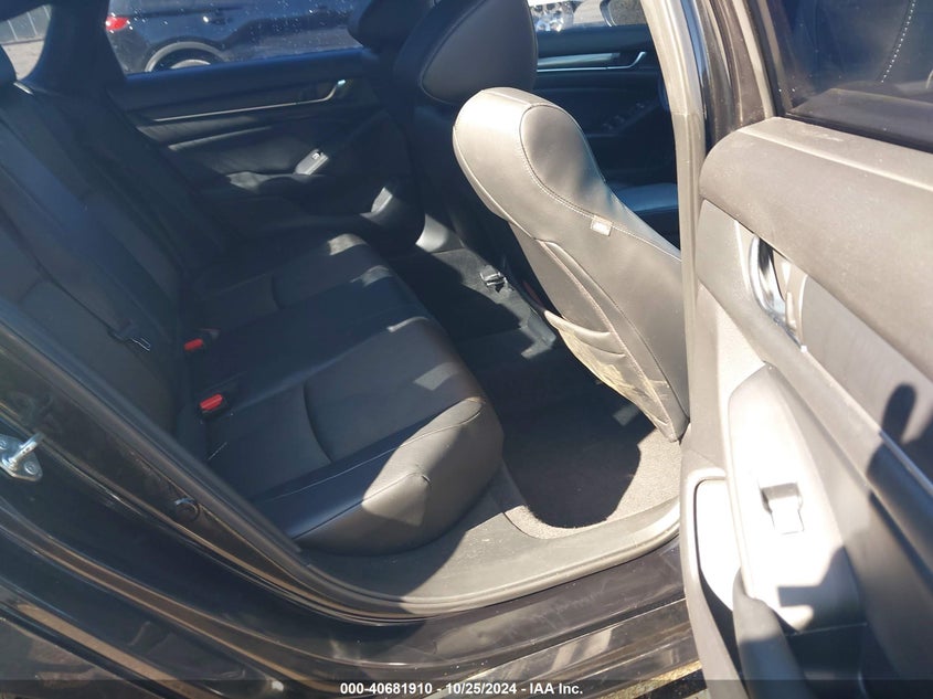 VIN 1HGCV1F32JA130347 2018 HONDA ACCORD SPORT