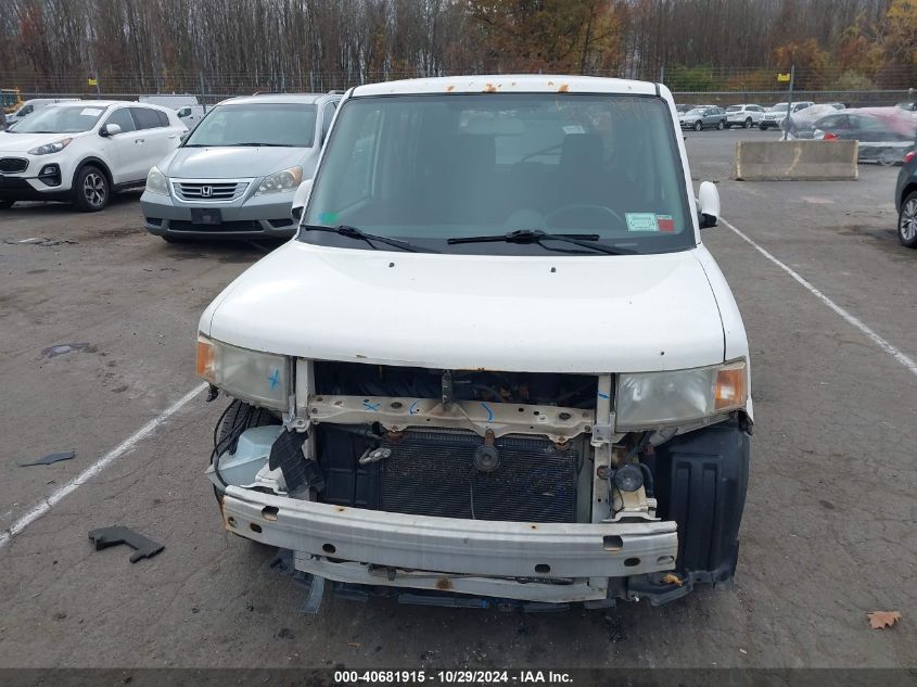 2005 Scion Xb VIN: JTLKT324250205705 Lot: 40681915