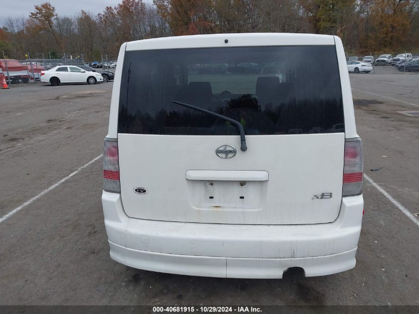 2005 Scion Xb VIN: JTLKT324250205705 Lot: 40681915