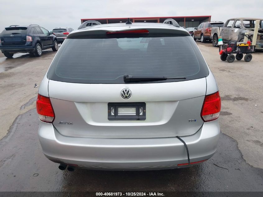 2014 VOLKSWAGEN JETTA SPORTWAGEN 2.0L TDI - 3VWPL7AJ6EM614719